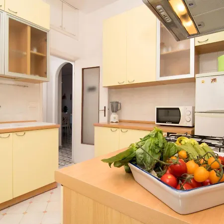 Floor By Interhome Apartamento Península Sorrentina